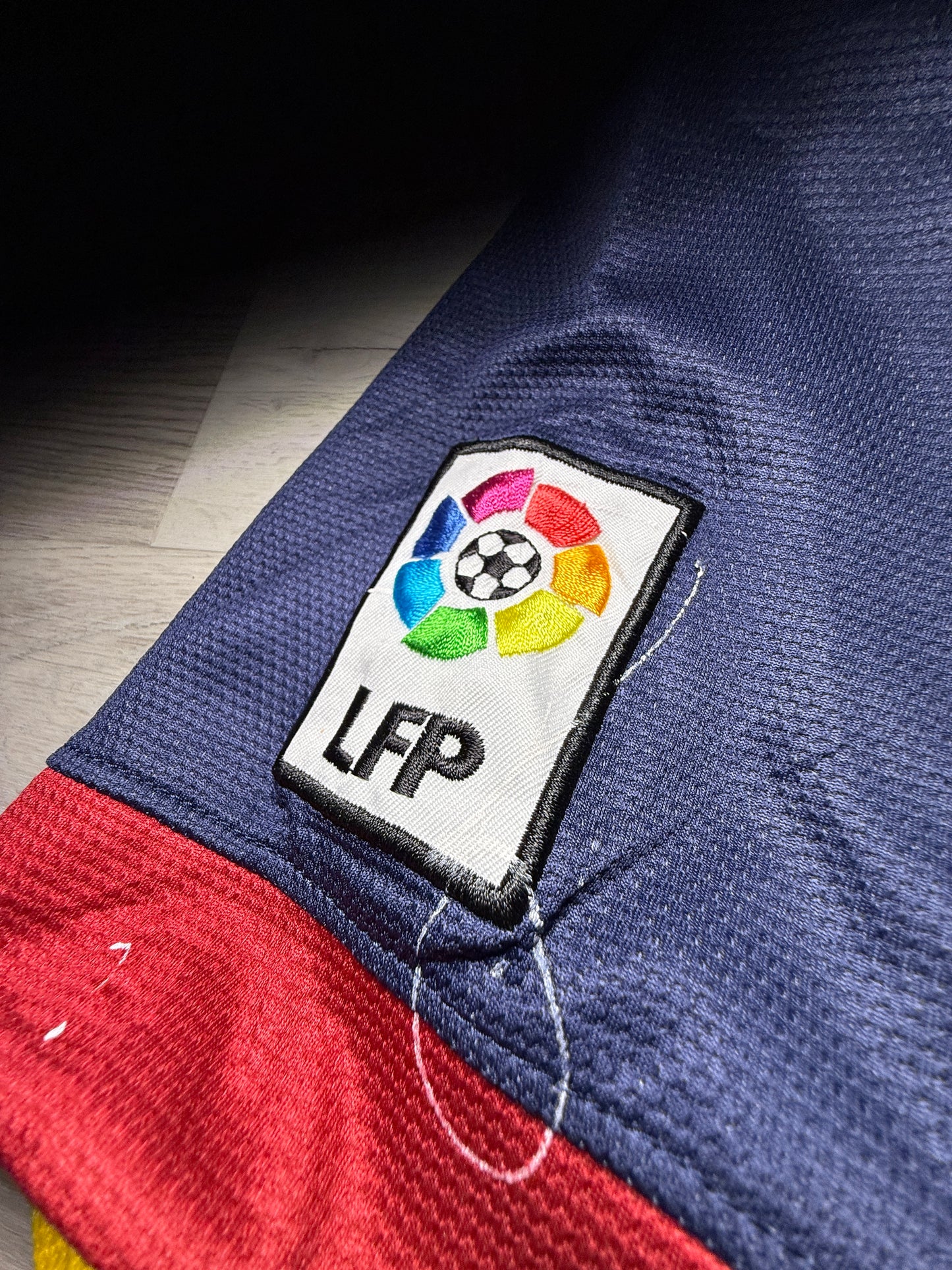 Barcelona 2012-13 Xavi Home Kit Small