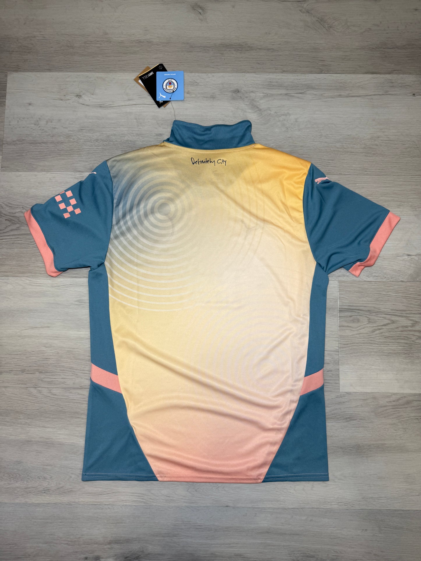 2024-25 Manchester City Fourth Shirt Medium