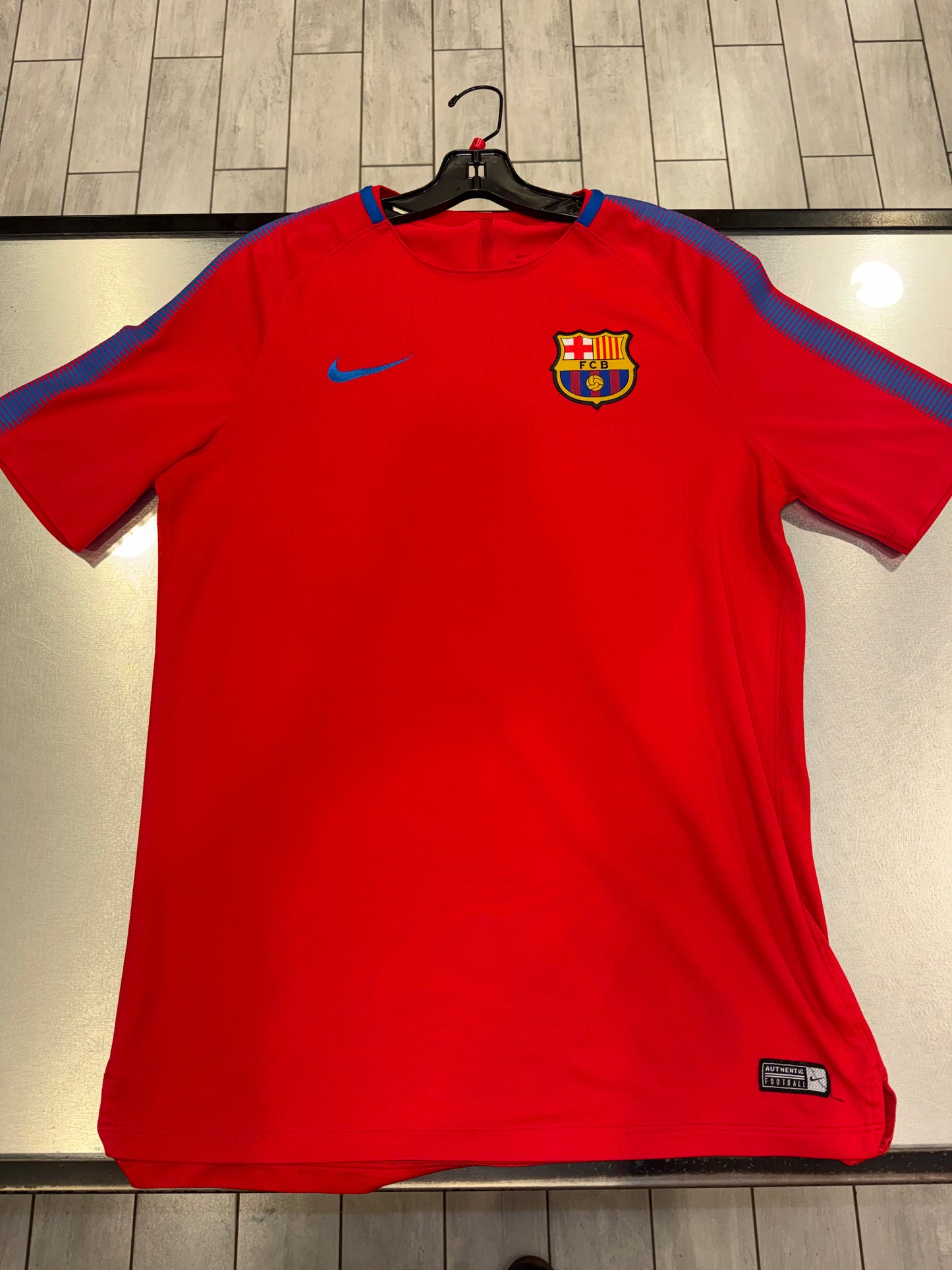 Barcelona 2017/2018 Training Shirt (L)
