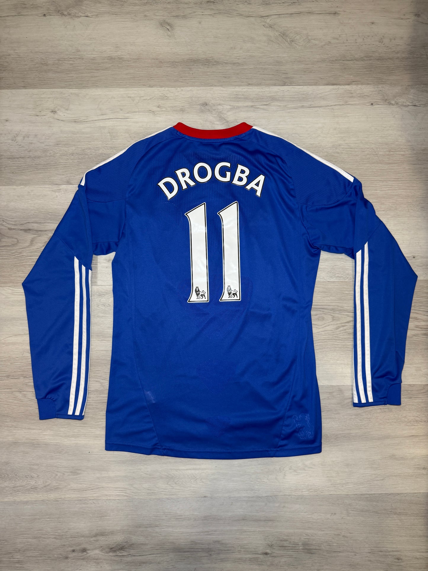 Chelsea 2010/2011 Home Long-sleeve Shirt Drogba #11 Small