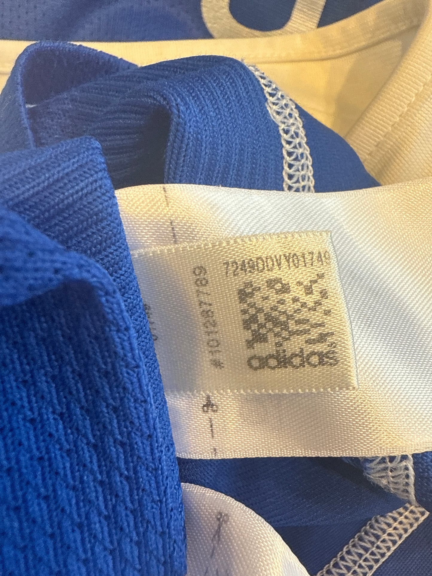 Argentina 2010-11 Messi Away Kit (M)