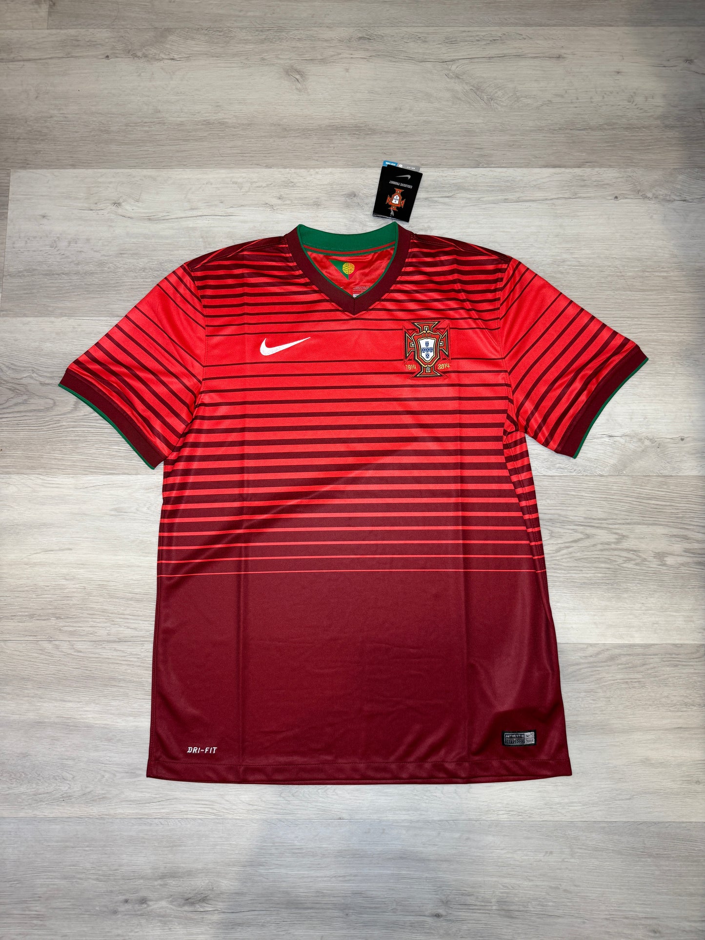 2014-15 Portugal Home Shirt Large