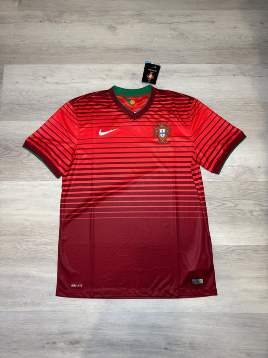 2014-15 Portugal Home Shirt Large